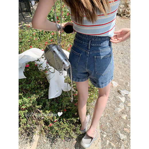 【129元任选2件】现货！2色高腰双扣牛仔裤宽松a字短裤 商品图3