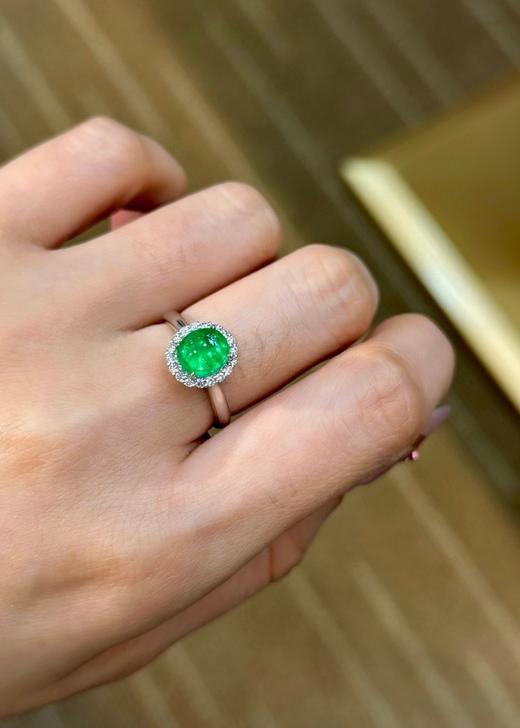 1.95ct蛋面祖母绿戒指 商品图4