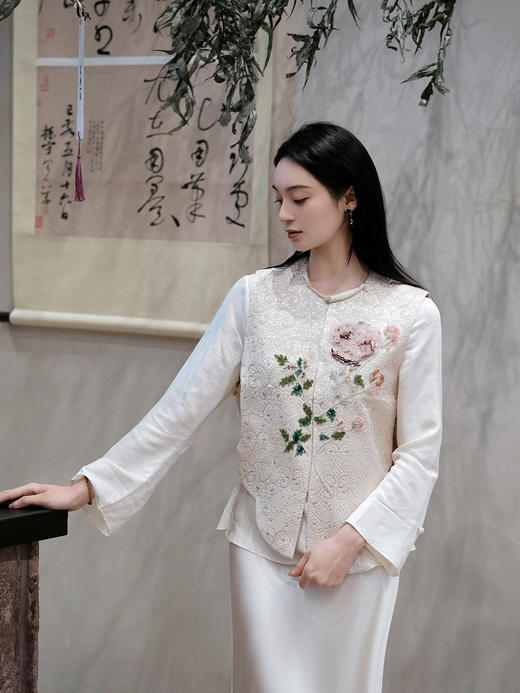 廷前观棠 | 繁花马甲 商品图0