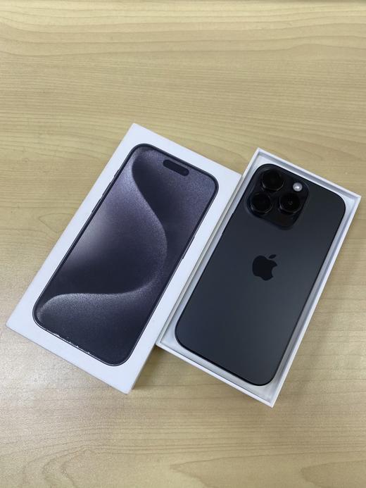 编号362672-苹果国行iPhone15Pro/256G/黑色，原装机器，双卡5G手机，9.9新完美成色，原机电池93%，官方保修至25年8月28日，特价5999元！质检工程师已深度检测通过，请放心 商品图0