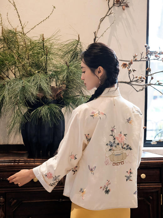 盛唐牡丹| 富贵花篮手推绣真丝外套 商品图4