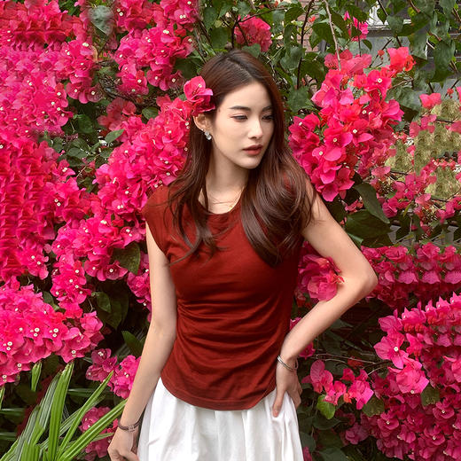 京东顺丰发货系列！【杉夏 水面膜 蚕丝无袖 打底短袖 ZM813】设计小众款 莱赛尔+桑蚕丝 空气感裸肌面料 四季百搭 商品图7