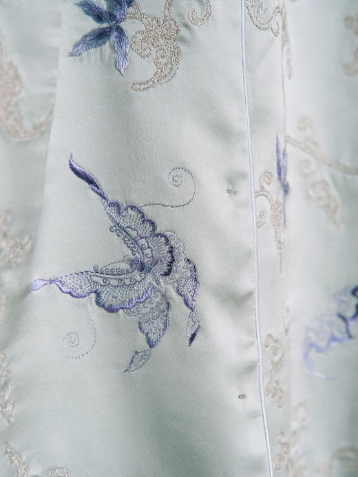 盛唐牡丹|  海天蓝缠枝福蝶真丝马甲 商品图2