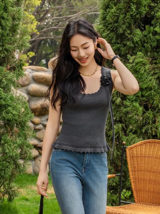 真丝羊绒贝壳边U领背心(配手勾花)FCF1VET013 商品图11