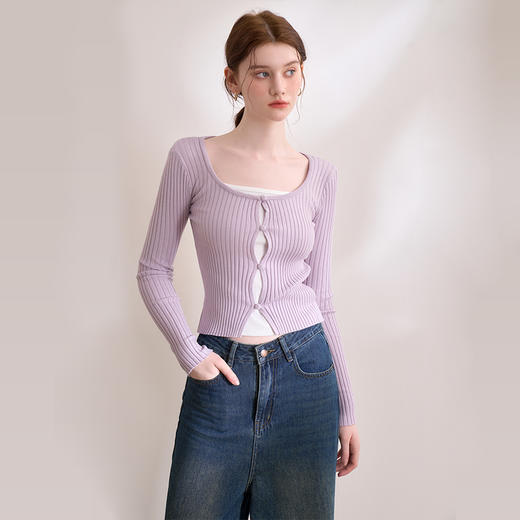 纯欲辣妹甜美拼接花边V领T恤女2025坑条高弹修身上衣V0050375 商品图0