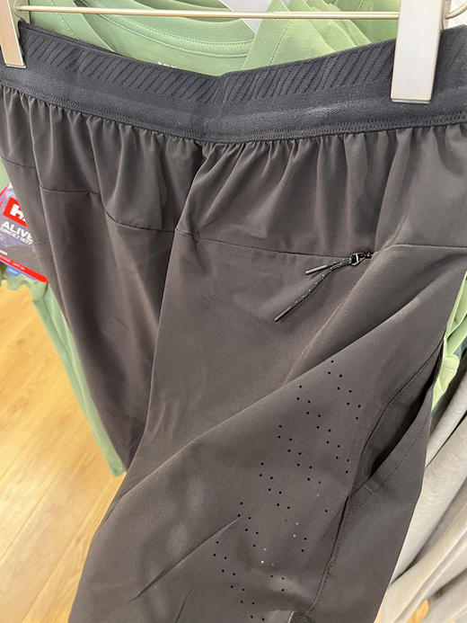 HE**Y HANSEN/海*汉*森 Tech Trail 男士户外UPF30防晒短裤 商品图3