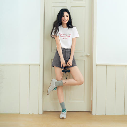 【严选】诗凡黎浅灰牛仔短裤2025年春新款高腰显瘦设计感时尚百搭直筒裤子7G3150041 商品图1