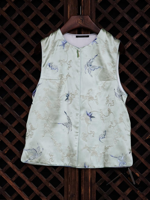 盛唐牡丹|  海天蓝缠枝福蝶真丝马甲 商品图0