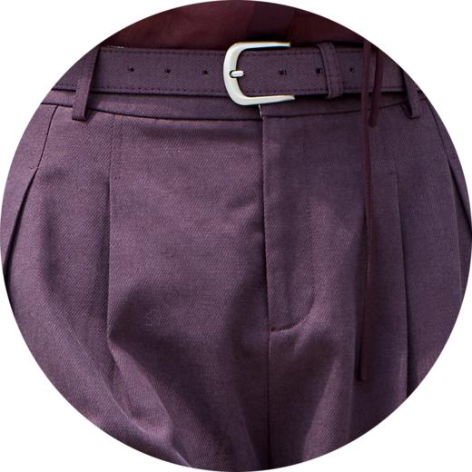 SZ1L52_凝夜紫色/凝脂色_裤子_春秋_高腰腰带收腰压褶阔腿直筒垂感_高级女装_BERNIEELEN 伯妮斯茵 商品图3