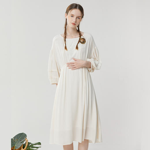 Famecoco范可儿夏季白色连衣裙飘逸垂感七分袖高腰休闲中长裙F223FA017 商品图3