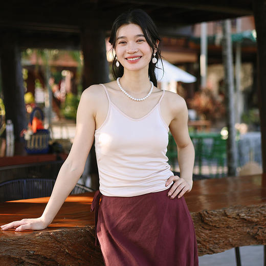 绽放121朵/桑蚕丝带胸垫可调节显白弧形小v领百搭简约肩带吊带 商品图0