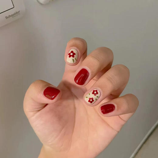 【少女冰透的美甲】穿戴甲QC合集日常辣妹少女冰透显手白美甲成品简约带钻假指甲贴片。ry 商品图4