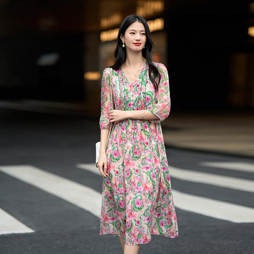 丁摩 法式V领收腰花边抽绳印花真丝连衣裙90476 商品图0