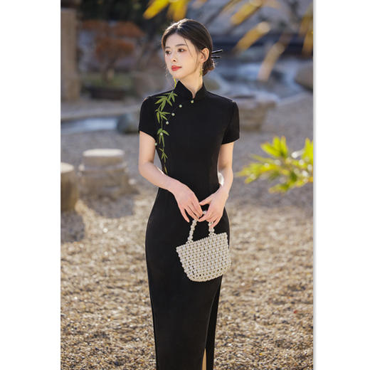GX时尚改良新中式长款短袖旗袍2025春新款纯黑色国风气质旗袍 商品图2