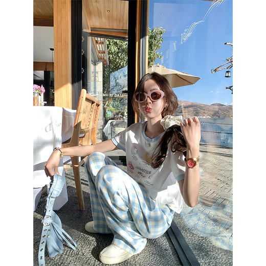 <曾小咸推荐>小清新白色印花短袖撞蓝色边宽松T恤 商品图3