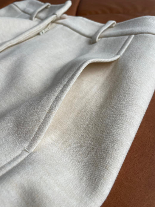 1215-1 圆正 小禾 牦牛绒 阔腿长裤 167/135穿38，有弹力 商品图13