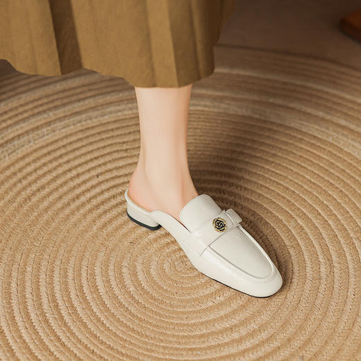 阿么手工女鞋真皮穆勒鞋粗跟山茶花一脚蹬外穿时尚包头拖鞋女3CM 商品图3