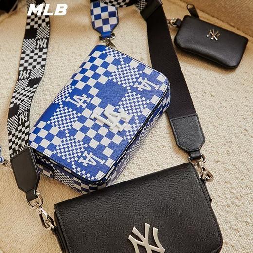 【品牌授权】防伪码 韩国MLB 棋盘格斜挎包-深蓝色 女新款老花满印休闲时尚运动背包单肩学生书包 3ACRS042N 商品图5