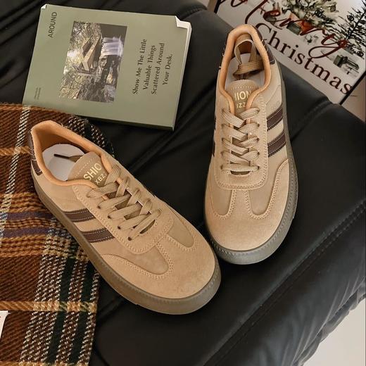 SOSOTATA  复古德训板鞋 4cm跟高设计，上脚柔软，显腿长；足弓支撑，舒适缓压；M型小圆头，上脚不臃肿；防滑鞋底，时尚百搭 商品图6