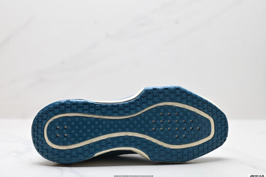 耐克NIKE ZOOMX INVINCIBLE RUN FK4轻量休闲运动慢跑鞋DR2615-010男女鞋 商品图8