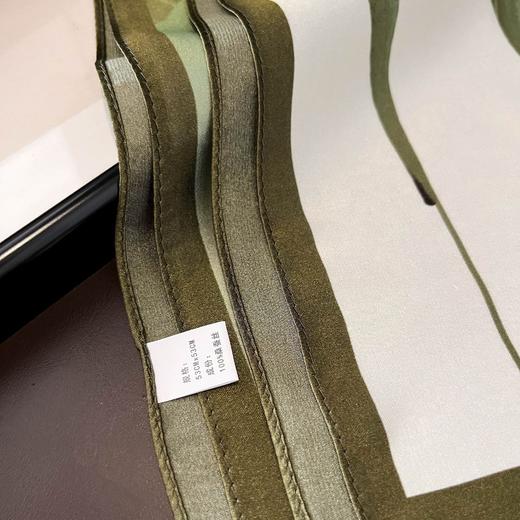 杭州丝绸！2025新款100%桑蚕丝丝巾花卉色荷花真丝围巾女53cm方巾小领巾披肩！ 商品图6