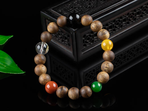 XY0125沉香+五行宝珠手串 商品图4