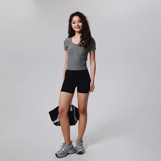 【3~5天发货】跃牌【美度空间】系列 圆领裸感修身显瘦运动T恤高级感后腰镂空瑜伽短袖ADTX52016 商品图2