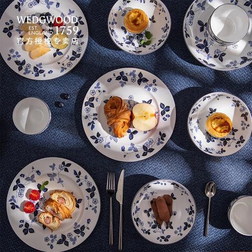 WEDGWOOD威基伍德墨蓝野草莓骨瓷轻奢餐具盘子碗碟套装威基伍德野草莓墨蓝两人食骨瓷餐具套装 商品图1