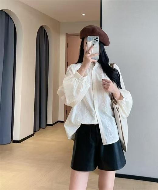 法式温柔刺绣小灯笼袖纯棉衬衫 商品图0