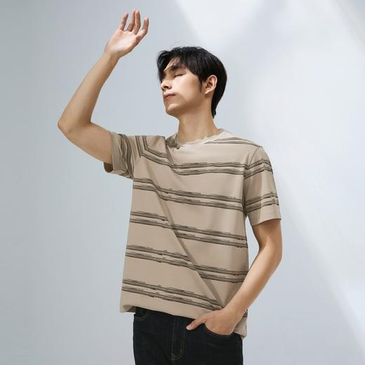 【条纹T恤】柒牌短袖T恤男2025夏季新品条纹印花圆领休闲套头上衣128T70250 商品图1