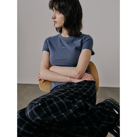 UMILAB【云游】棉×莱赛尔混纺触感丝滑发泡logo修身显瘦T恤T718M 商品图2