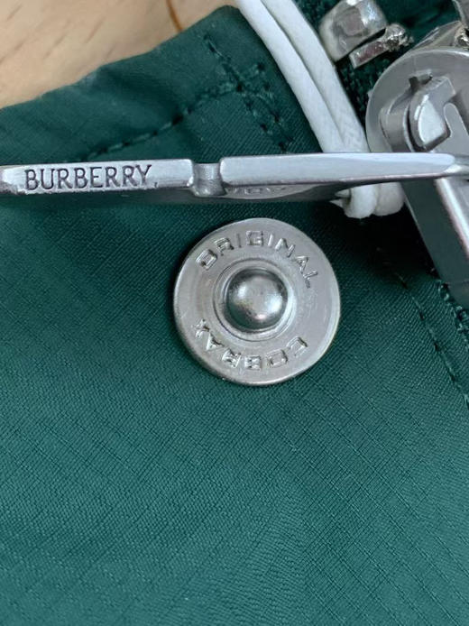 风衣。绿色 黑色 自己备注号码颜色 商品图9