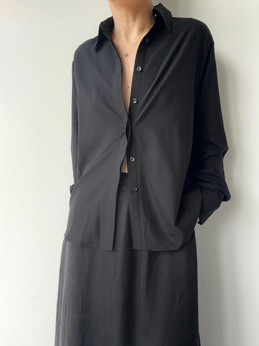 DONSEE10｜DS10AW2436-C 黑色简约质感衬衫 商品图6