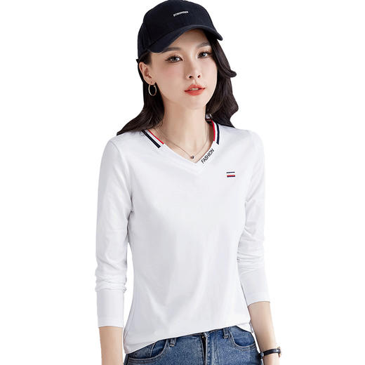 雀说白色V领内搭打底衫修身显瘦T恤女新款外穿长袖薄款上衣ALS82230107 商品图4