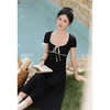 鹿向南「纸片人」复古优雅黑色方领系带中长款裙子2025夏连衣裙
 商品缩略图1