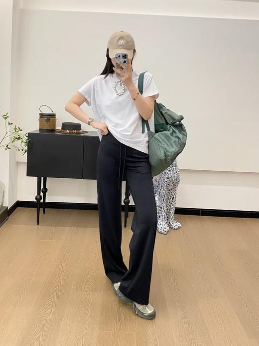 点此购买 lulu露露Throwback Still女士裸感抽绳运动阔腿裤 zc 312400 商品图9