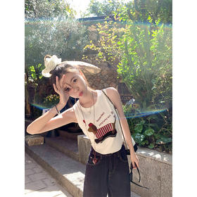 <曾小咸推荐> 百搭减龄2色小狗印花短款圆领背心