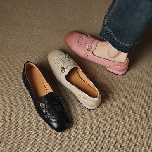 【预售5天】英伦浪漫樱花粉流苏镂空花朵牛皮乐福鞋粗低跟方头真皮单鞋女MT&MD6015 商品图2