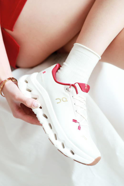 又白又仙又舒服，与自然同频。户外缓震软弹云底徒步跑鞋C031966 商品图10