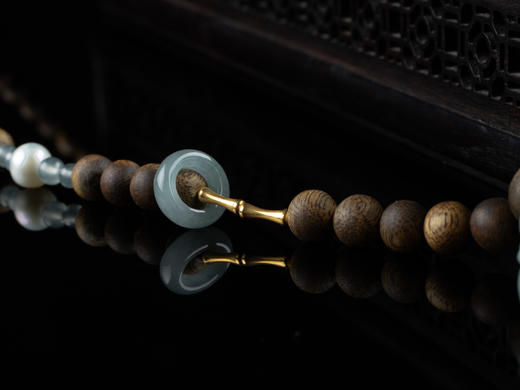 XY0156沉香+冰种翡翠福瓜挂坠 商品图6