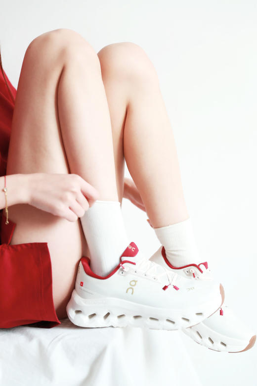 又白又仙又舒服，与自然同频。户外缓震软弹云底徒步跑鞋C031966 商品图0