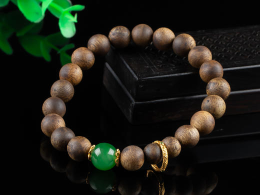 XY0148沉香碧玉925银跑环手串 商品图1