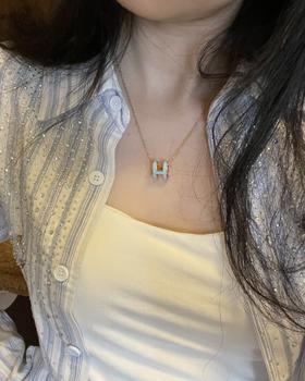 裸包装，三色！！46个！橙色  湖蓝和粉色！无包装盒 老渠道，靠谱的狠！过验版本，大号POP正单爱m仕珐琅H项链