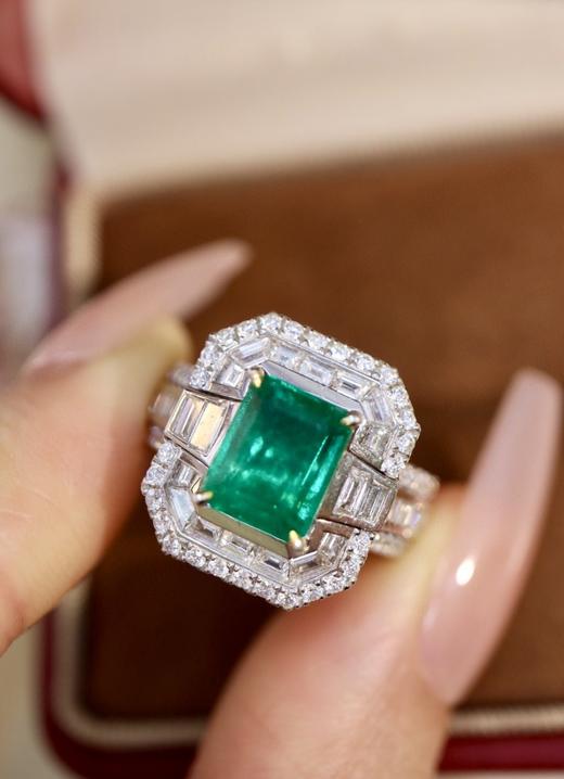 1.95ct刻面祖母绿戒指 商品图0