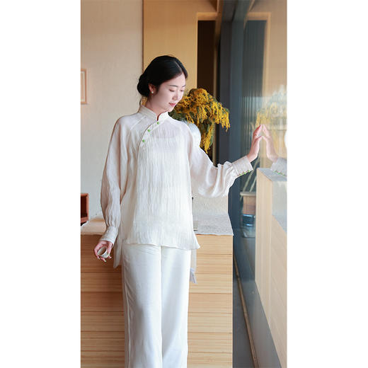 【2026东衣作】 新中式衬衣（25710107皦玉-设计师） 商品图1
