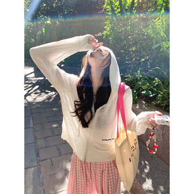 <曾小咸推荐>百搭2色薄款宽松连帽防晒拉链外套