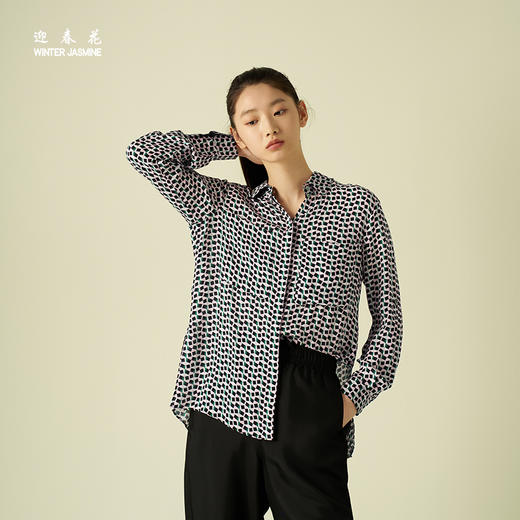 桑罗&迎春花女装双口袋衬衫 商品图2