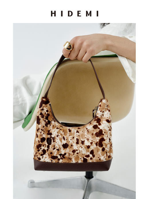 HIDEMI easy系列进口牛皮荔枝皮可调节手柄多背式饭盒包 格纹/乌木棕/动物纹 商品图8