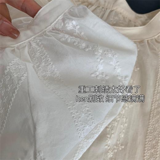 法式温柔刺绣小灯笼袖纯棉衬衫 商品图11