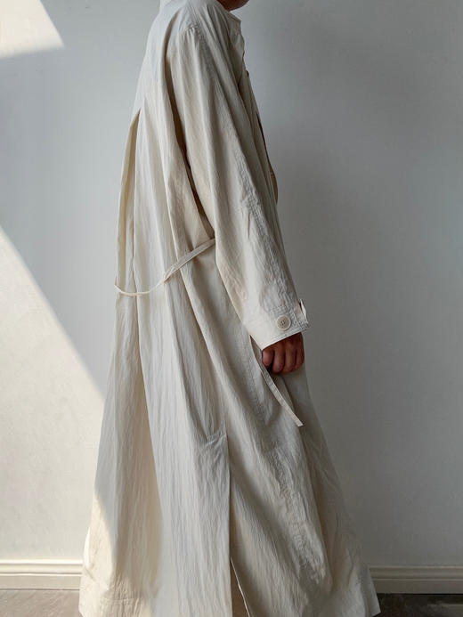 DONSEE10｜DS10SS2540-A 米白直筒长风衣 商品图6